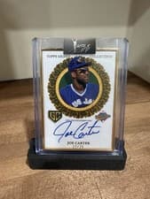 2025 Topps Gilded Collection Gilded Champions Autographs Joe Carter #GCH-JC card