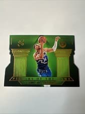 2024-25 Panini Silhouette Pillars of the Game Giannis Antetokounmpo #12 card