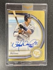 2025 Topps Five Star Five Star Autographs Victor Martinez #FSA-VM card