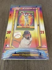 Blaster Box 2022 Topps Finest Flashback card