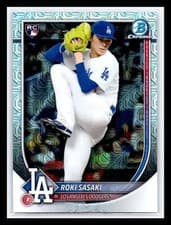 Roki Sasaki 2025 Bowman Chrome card