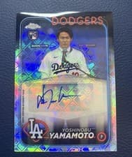 2024 Topps Chrome Logofractor Edition Image Variation Autographs Yoshinobu Yamamoto #18 card