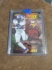 2025 Panini Absolute Ground Hoggs Materials Aaron Jones #GHM-AJO card