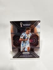 Julian Alvarez 2022 Panini Prizm World Cup Phenomenon card
