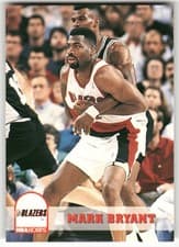 Mark Bryant 1993-94 Hoops Base Set card
