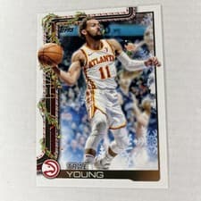 2025-26 Topps Holiday Hidden Elf Trae Young #HE-TY card
