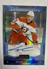 Leo Carlsson 2024-25 O-Pee-Chee Platinum Blue Rainbow Autographs card