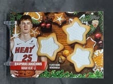 2025-26 Topps Holiday Holiday-Shaped Relics Kasparas Jakučionis #HSR-16 card