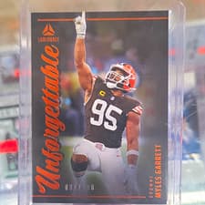 2025 Panini Luminance Unforgettable Myles Garrett #20 card