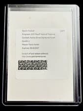 2025 Panini National Treasures Rookie Gloves Signatures Travis Hunter #1 card