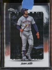 Juan Soto 2025 Topps Chrome Update Night Terrors card