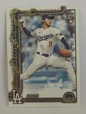 2025 Topps Holiday Hidden Elf Roki Sasaki #HE-23 card