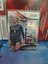2025 Panini Prizm WNBA Fractal Sophie Cunningham #8 card