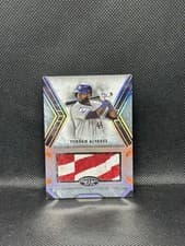 2025 Topps Tier One Gripping Relics Yordan Alvarez #GR-YA card
