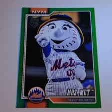 2026 Topps Mascots Mrs. Met #M-14 card