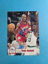 Tim Perry 1993-94 Hoops Base Set card