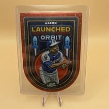 2025 Topps Cosmic Chrome Launched into Orbit Hank Aaron #LIO-40 card