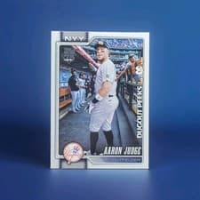 2025 Topps Dugout Peeks Aaron Judge #DP-4 card