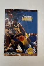 James Worthy 1992-93 SkyBox Base Set card