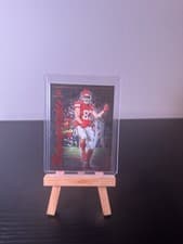 2025 Panini Luminance Unforgettable Travis Kelce #6 card