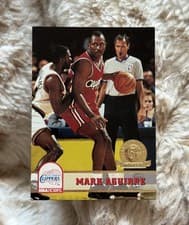 Mark Aguirre 1993-94 Hoops Base Set card