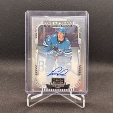 2025-26 O-Pee-Chee Platinum Rookie Autographs Luca Cagnoni #R-LC card