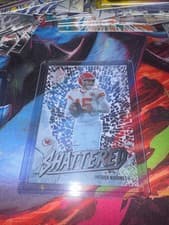 2025 Topps Signature Class Shattered Patrick Mahomes II #S-16 card