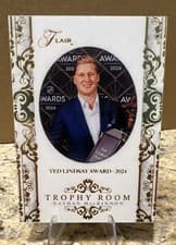 2025-26 Flair Trophy Room Nathan MacKinnon #TR-15 card