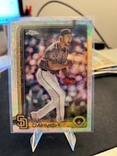 2025 Topps Chrome Logofractor Edition Base Set Yu Darvish #186 card