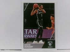 Kevin Durant 2021-22 Panini NBA Sticker & Card Collection (Brazil) Base Set card