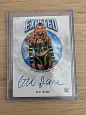 2025 Topps Exalted WWE Wrestling Exalted Autographs Izzi Dame #EXA-IZZ card