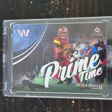 2025 Panini Luminance Prime Time Jayden Daniels #9 card