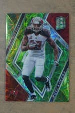 Mike Evans 2018 Panini Spectra card