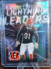 2025 Topps Chrome Lightning Leaders Trey Hendrickson #LL-19 card