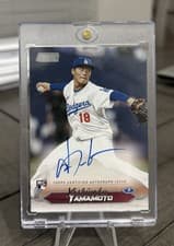 Yoshinobu Yamamoto 2024 Topps Stadium Club Autograph card