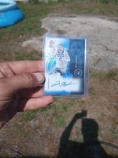 2025-26 Topps Signature Class Veteran Class Chrome Autographs Donte DiVincenzo #VCC-DD card