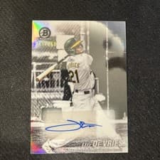 2025 Bowman Draft Achromatic Autographs Leo De Vries #AA-LDV card