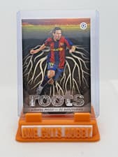 Lionel Messi 2025 Topps UEFA Roots card