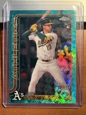 2025 Topps Chrome Logofractor Edition Base Set Max Muncy #221 card