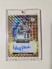2025-26 Finest Electrifying Signatures Robert Parish #ESG-RP card