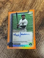 2025 Topps Chrome Update Legends Autographs Reggie Jackson #CLA-RJ card