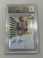 Kobe Bryant 2018 Panini Revolution Autographs card