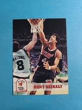 Rony Seikaly 1993-94 Hoops Base Set card