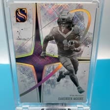 2025 Panini Silhouette White Night Dakorien Moore #9 card
