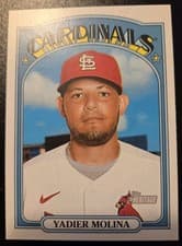 Yadier Molina 2021 Topps Heritage card