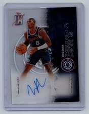 2025-26 Topps Signature Class Veteran Class Crystal Clear Autographs Kris Dunn #CCA-KDU card