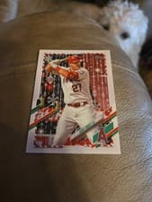 Mike Trout 2021 Topps Holiday Mega Box card