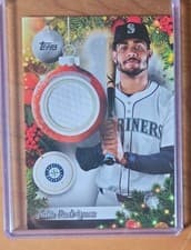 2025 Topps Holiday Relics Julio Rodríguez #PR-JRO card