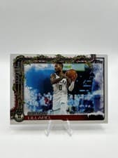 2025-26 Topps Holiday SSP Photo Variations Damian Lillard #SSV-LBJ card