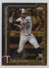 2025 Topps Gilded Collection Base Set Byron Buxton #17 card